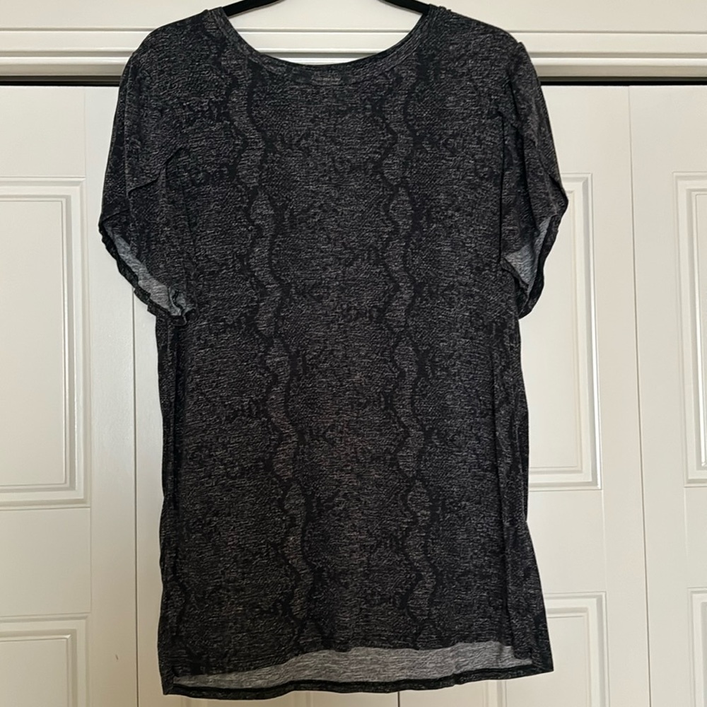 LulaRoe Flutter Sleeve Top